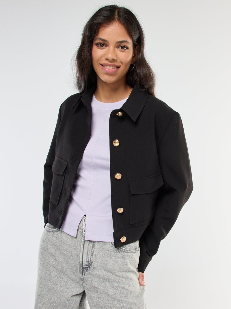 Veste de costume avec boutons dorés coupe courte