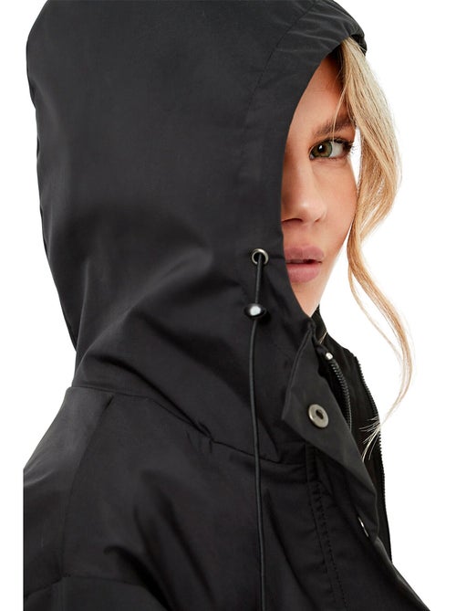 Veste de sport coupe-vent à capuche st8 - Kiabi Veste de sport coupe-vent à capuche st8 - Kiabi
