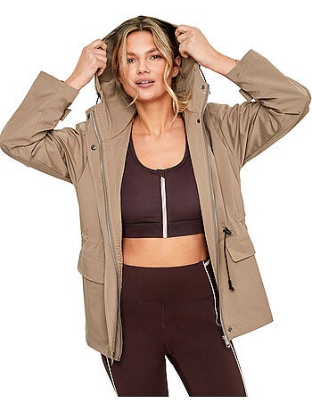 Veste de sport coupe-vent à capuche tech st8