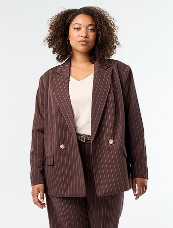 Veste de tailleur longue avec ouverture double boutonnage