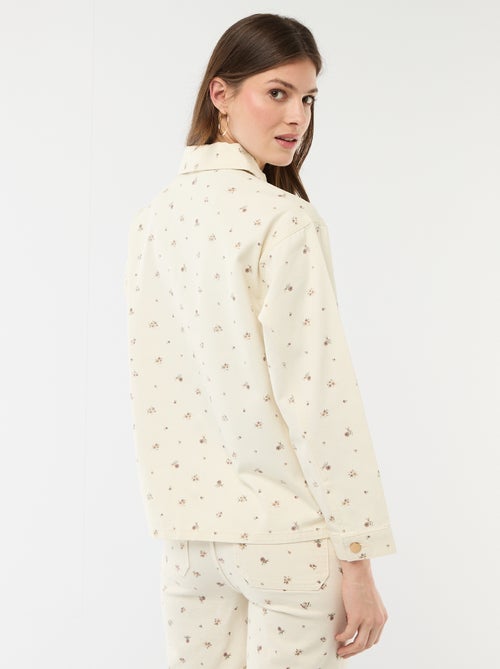 Veste denim courte avec 2 poches plaquées - Kiabi