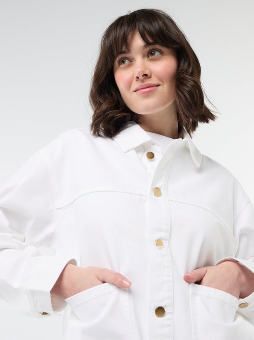 Veste denim courte avec 2 poches plaquées - Kiabi