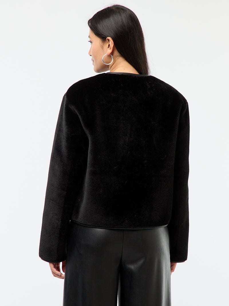 Veste effet pelucheux col rond Noir - Kiabi