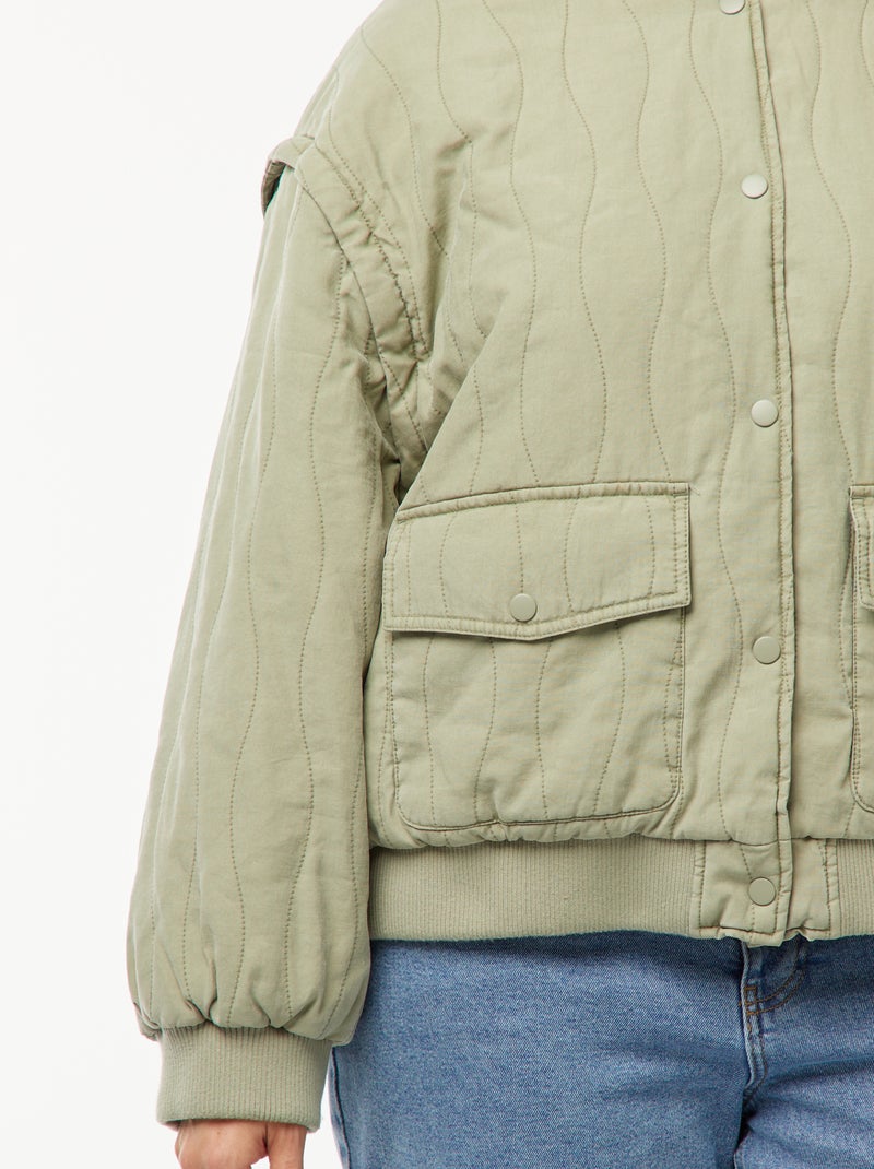 Veste en coton matelassée avec vagues verticales KAKI - Kiabi