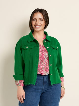 Veste en denim bas effiloché, boutons métal
