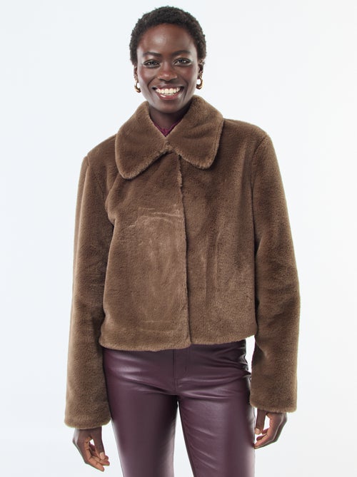 Veste en fausse fourrure à ouverture pressionnée - Kiabi