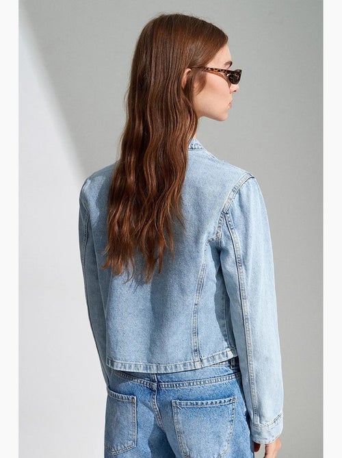 Veste en jean courte à col mandarin dilvin - Kiabi Veste en jean courte à col mandarin dilvin - Kiabi