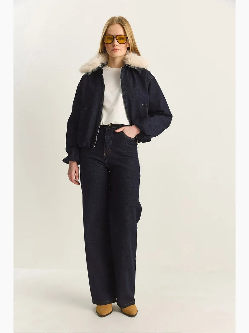 Veste en jean courte avec détails en fausse fourrure lucci Bleu marine - Kiabi