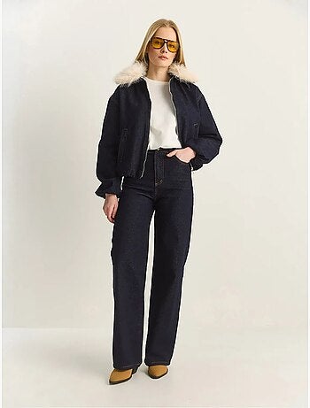 Veste en jean courte lucci avec détails en fausse fourrure