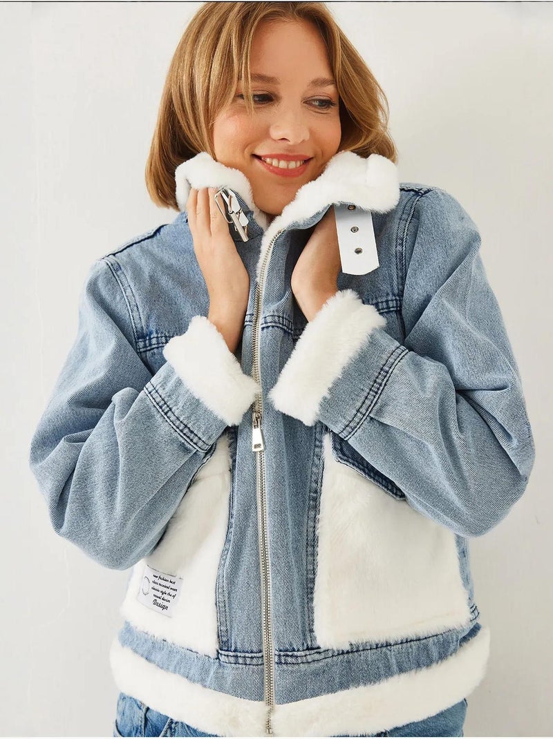 Veste en jean en fausse fourrure avec ceinture bianco lucci Bleu clair - Kiabi