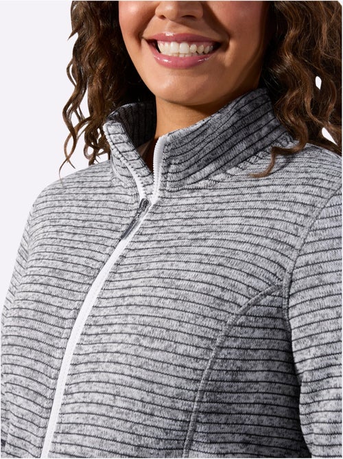 Veste en polaire à col montant avec rayures sportives - Taille standard - Witt - Kiabi Veste en polaire à col montant avec rayures sportives - Taille standard - Witt - Kiabi