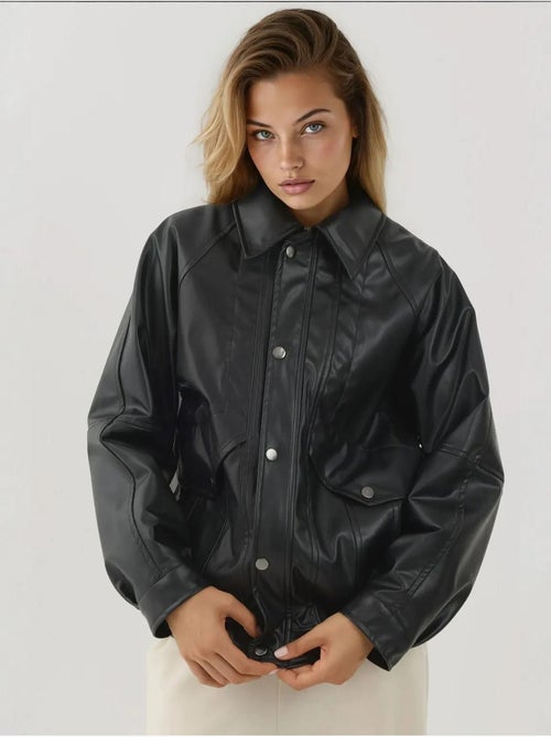 Veste en similicuir surdimensionnée avec poches - Kiabi Veste en similicuir surdimensionnée avec poches - Kiabi