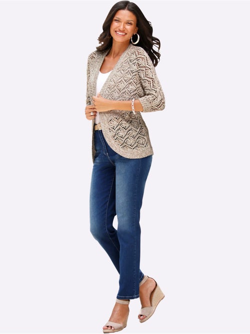 Veste en tricot ajouré à manches 3/4 et motif léger - Taille standard - Moda Vilona - Kiabi Veste en tricot ajouré à manches 3/4 et motif léger - Taille standard - Moda Vilona - Kiabi