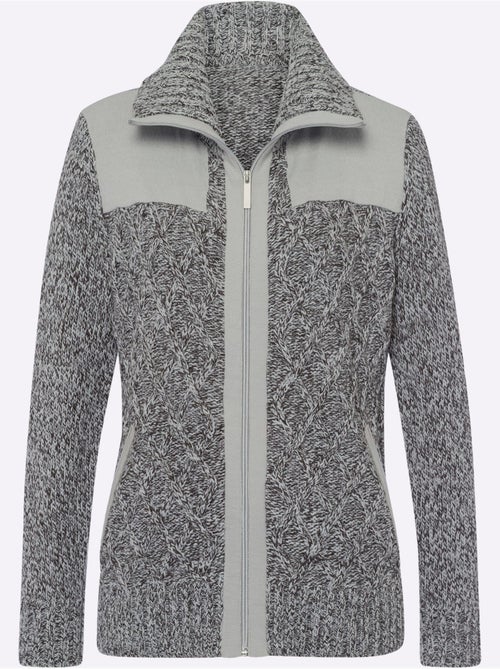 Veste en tricot avec col à revers et poches raglan - Taille longue - Moda Vilona - Kiabi Veste en tricot avec col à revers et poches raglan - Taille longue - Moda Vilona - Kiabi