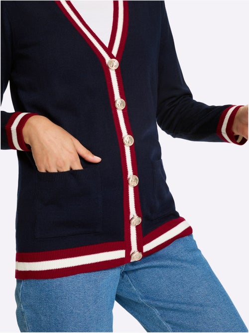 Veste en tricot avec encolure en V et manches longues - Taille standard - Moda Vilona - Kiabi Veste en tricot avec encolure en V et manches longues - Taille standard - Moda Vilona - Kiabi