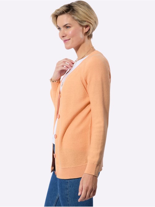 Veste en tricot avec encolure en V et manches raglan longues - Taille standard - Witt - Kiabi Veste en tricot avec encolure en V et manches raglan longues - Taille standard - Witt - Kiabi