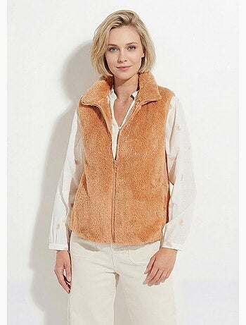 Veste fausse fourrure sans manches col montant
