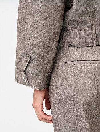 Veste fluide avec ouverture zippée