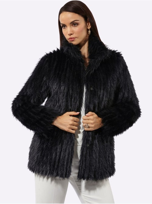 Veste Imitation Fourrure Forme Affinante - Taille Standard - Helline - Kiabi Veste Imitation Fourrure Forme Affinante - Taille Standard - Helline - Kiabi