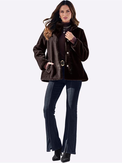 Veste Imitation Fourrure Imitation Fourrure De Qualité - Taille Standard - Helline - Kiabi Veste Imitation Fourrure Imitation Fourrure De Qualité - Taille Standard - Helline - Kiabi