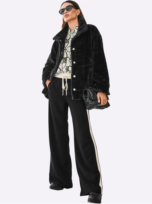 Veste Imitation Fourrure Imitation Fourrure De Qualité - Taille Standard - Helline - Kiabi Veste Imitation Fourrure Imitation Fourrure De Qualité - Taille Standard - Helline - Kiabi