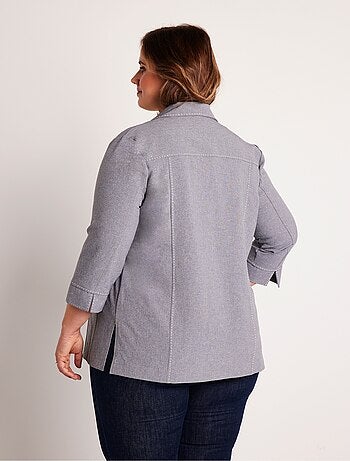 Veste longue boutonnée