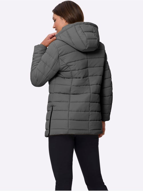 Veste matelassée à capuche avec poches zippées et glissière longue - taille standard - moda vilona - Kiabi
