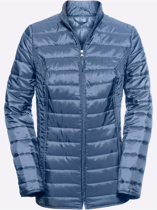 Veste matelassée avec col montant et deux poches cousues - Taille standard - Moda Vilona - Kiabi Veste matelassée avec col montant et deux poches cousues - Taille standard - Moda Vilona - Kiabi