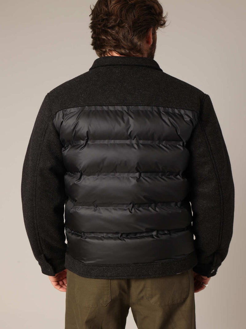 Veste matelassée bi-matière avec poches plaquées
 'Deeluxe' Noir - Kiabi