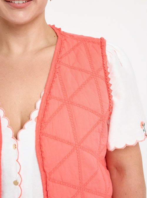 Veste matelassée brodée sans manches - Kiabi