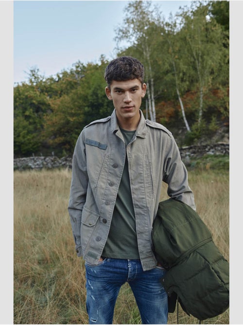 Veste MILITARI 'Le Temps Des Cerises' - Kiabi Veste MILITARI 'Le Temps Des Cerises' - Kiabi