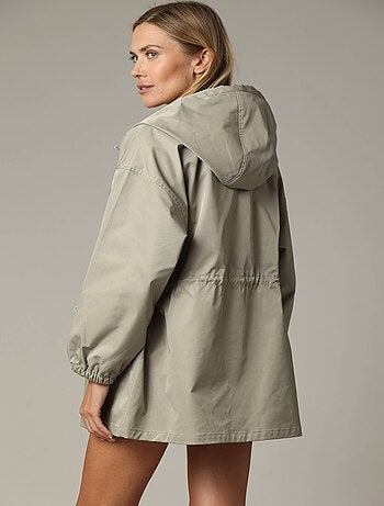 Veste oversize à col rond en toile enduite avec poignets élastiqués 'Deeluxe'