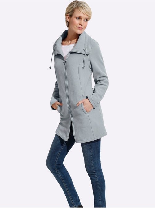 Veste polaire à col à revers avec poches et zip - taille standard - moda vilona - Kiabi Veste polaire à col à revers avec poches et zip - taille standard - moda vilona - Kiabi
