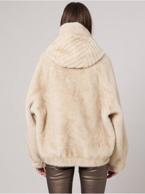 Veste regular femme effet fourrure 'deeluxe' - Kiabi