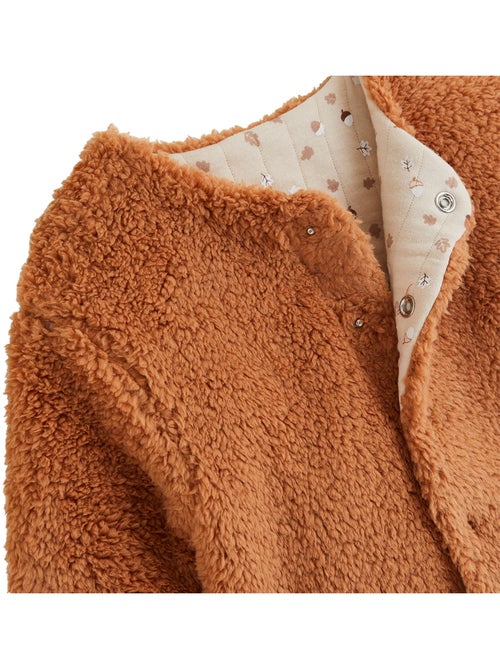 Veste réversible bébé en sherpa caramel - Kiabi Veste réversible bébé en sherpa caramel - Kiabi