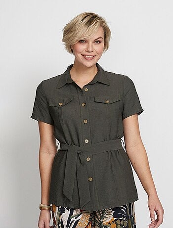 Veste saharienne ceinturée manches courtes