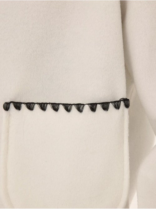 Veste sans col avec coutures contrastées - Kiabi Veste sans col avec coutures contrastées - Kiabi