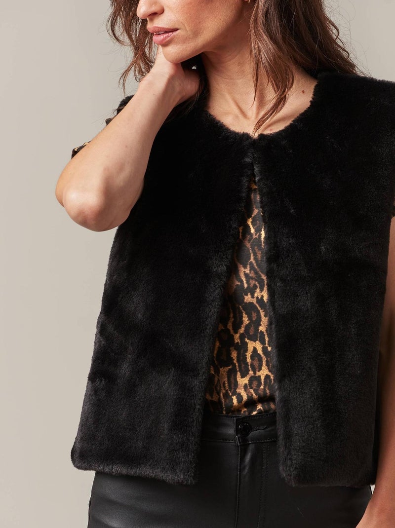 Veste sans manches en imitation fourrure pour femme 'Deeluxe' Noir - Kiabi