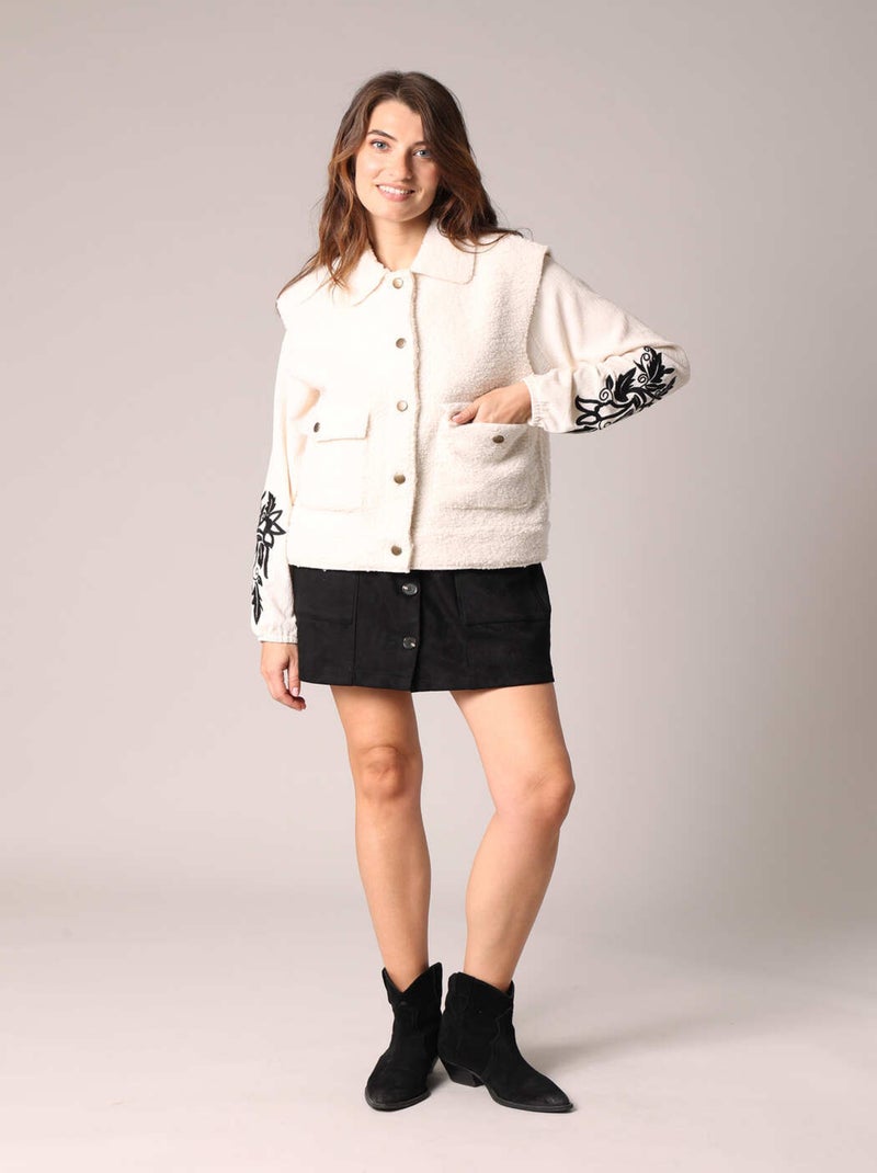 Veste sans manches en sherpa avec boutons pression 'Deeluxe' Beige argile - Kiabi