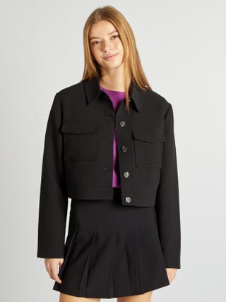 Veste tailleur cropped avec poches à rabat