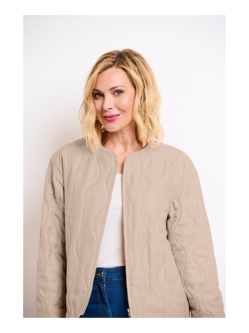 Veste unie matelassée zippée courte col rond - Kiabi