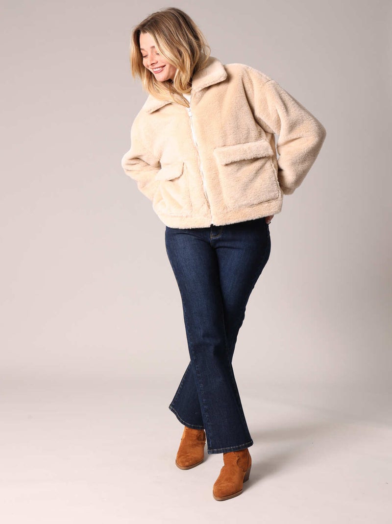 Veste zippée en imitation fourrure avec poches à rabat
 'Deeluxe' Beige - Kiabi