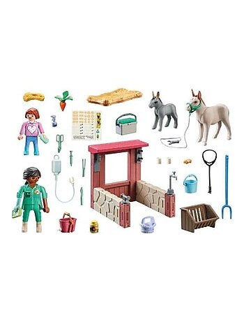 Vétérinaire avec Animaux de la Ferme