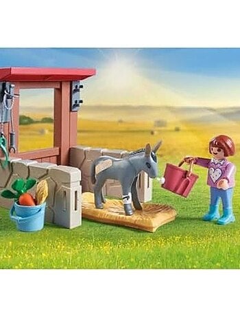 Vétérinaire avec Animaux de la Ferme