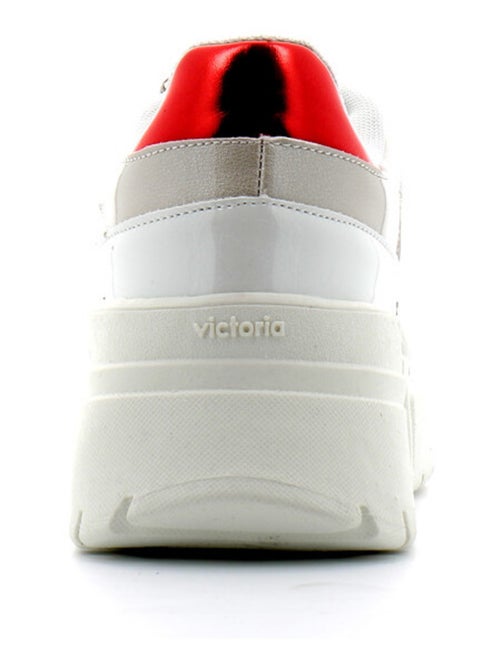 Victoria - Totem - Kiabi