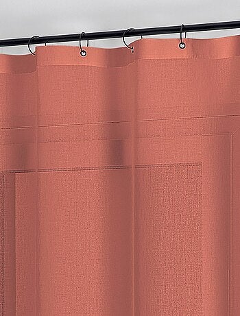 Voilage à anneaux noirs amovibles