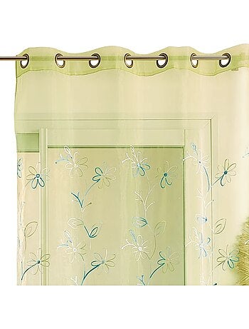 Voilage anis et broderie fil satiné