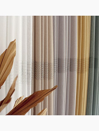 Voilage bohème à bandes ajourées