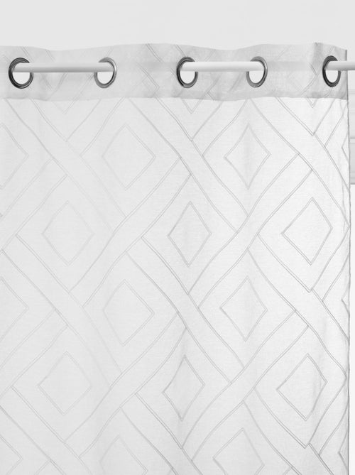 Voilage brodé en losanges - Kiabi