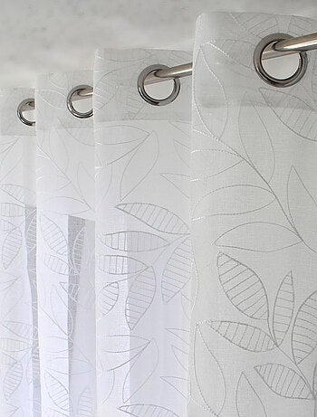 Voilage brodé motif feuillage